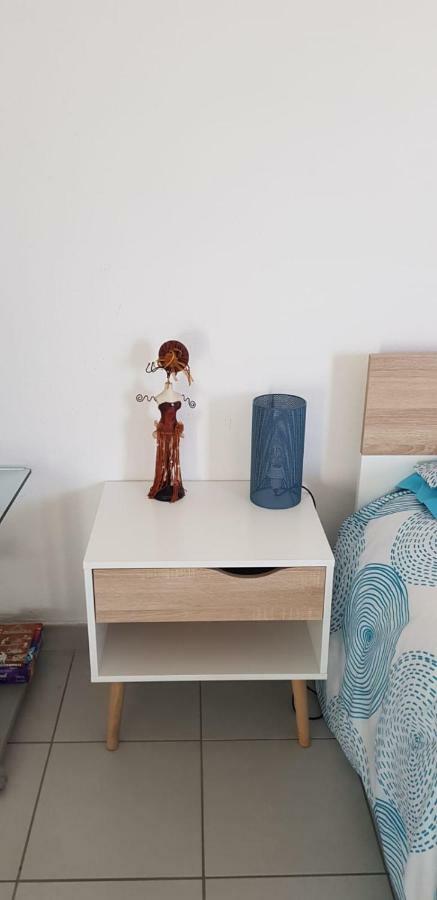 Studio Meuble Confortable 바카라 외부 사진